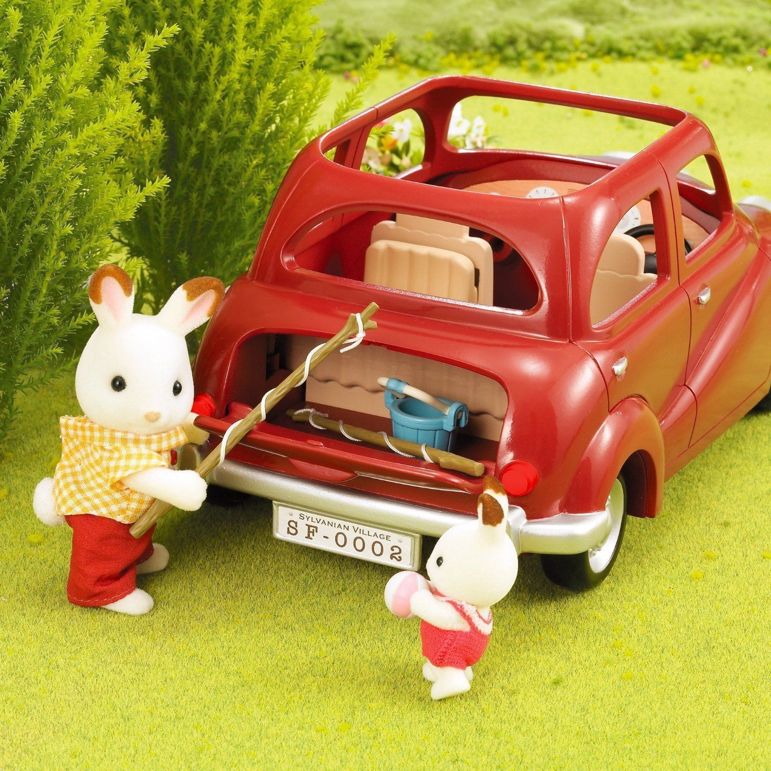Buy Sylvanian Families Family Saloon Car (Red)