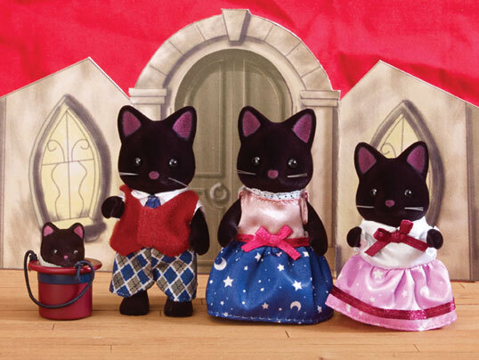 Buy Sylvanian Families - Midnight Cat Family