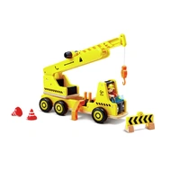 Hape - Mobile Crane & Construction Set