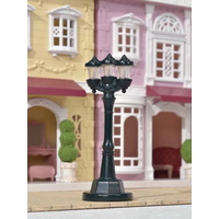 Sylvanian Families - Light Up Street Lamp